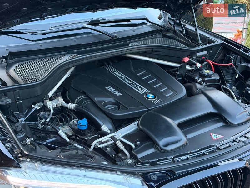 Внедорожник / Кроссовер BMW X5 2015 в Вараше