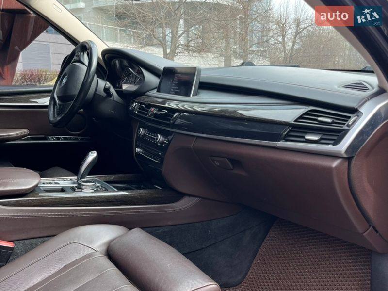 Внедорожник / Кроссовер BMW X5 2014 в Киеве