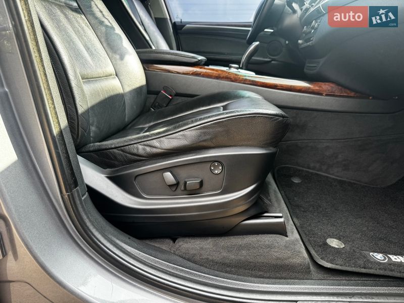 Внедорожник / Кроссовер BMW X5 2006 в Барышевке