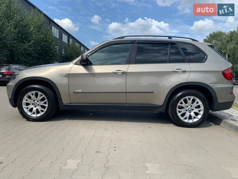 BMW X5 2011