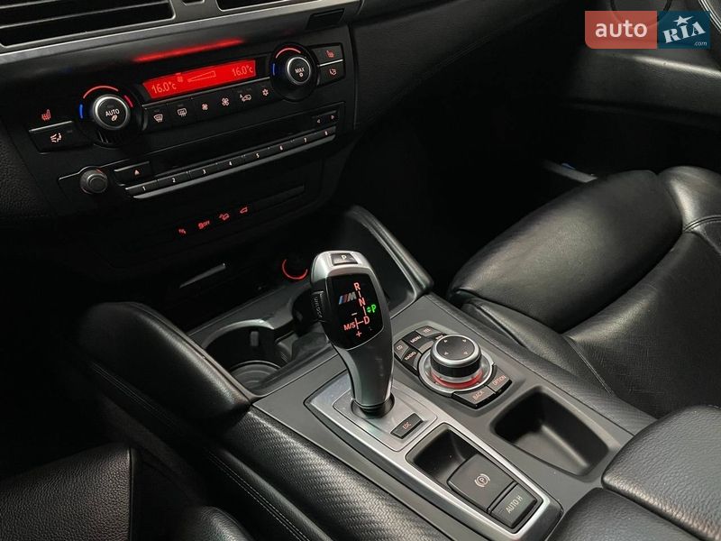 Внедорожник / Кроссовер BMW X5 2011 в Киеве