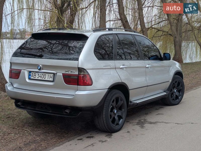 Внедорожник / Кроссовер BMW X5 2001 в Млинове