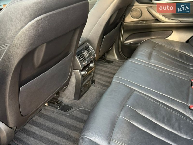 Внедорожник / Кроссовер BMW X5 2015 в Киеве фото 22 Внедорожник / Кроссовер BMW X5 2015 в Киеве