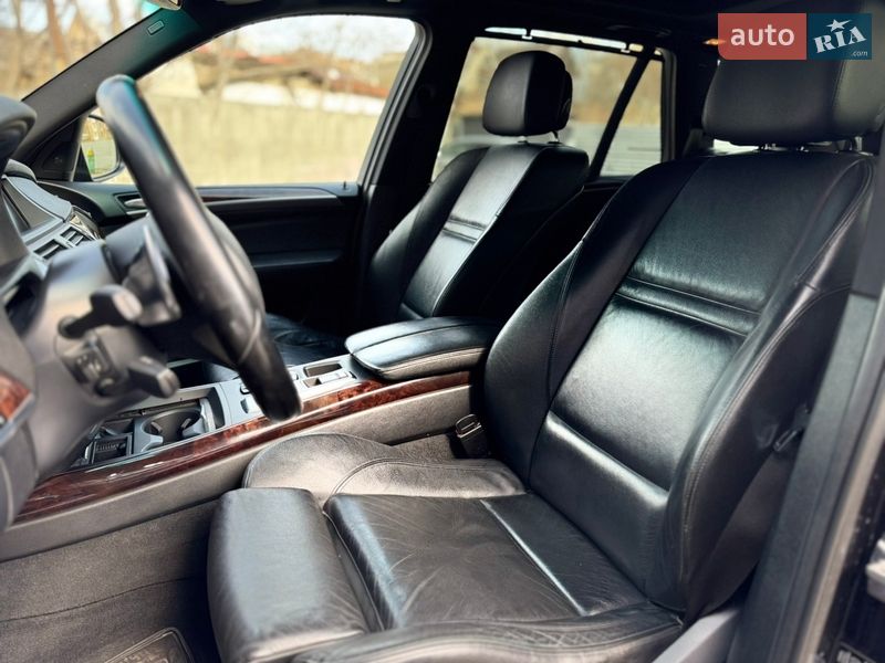 Позашляховик / Кросовер BMW X5 2012 в Миколаєві фото 9 Позашляховик / Кросовер BMW X5 2012 в Миколаєві