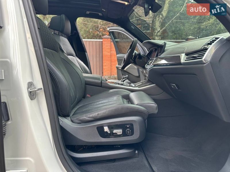 Внедорожник / Кроссовер BMW X5 2022 в Днепре