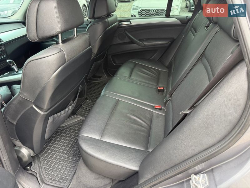 Внедорожник / Кроссовер BMW X5 2010 в Стрые