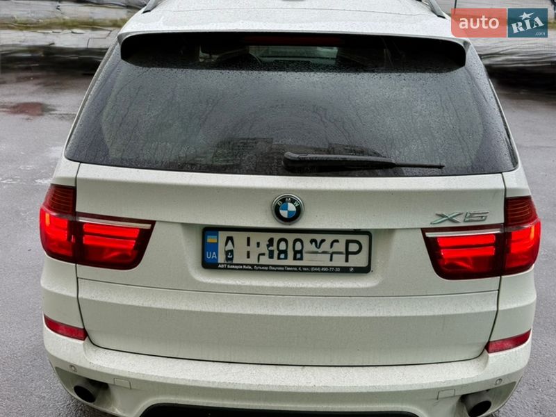 Внедорожник / Кроссовер BMW X5 2011 в Киеве