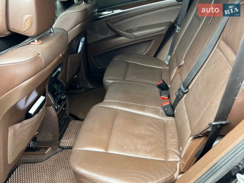 Внедорожник / Кроссовер BMW X5 2011 в Львове