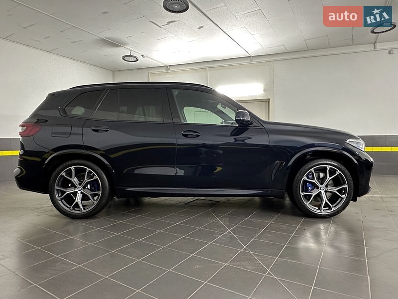Внедорожник / Кроссовер BMW X5 2022 в Казатине
