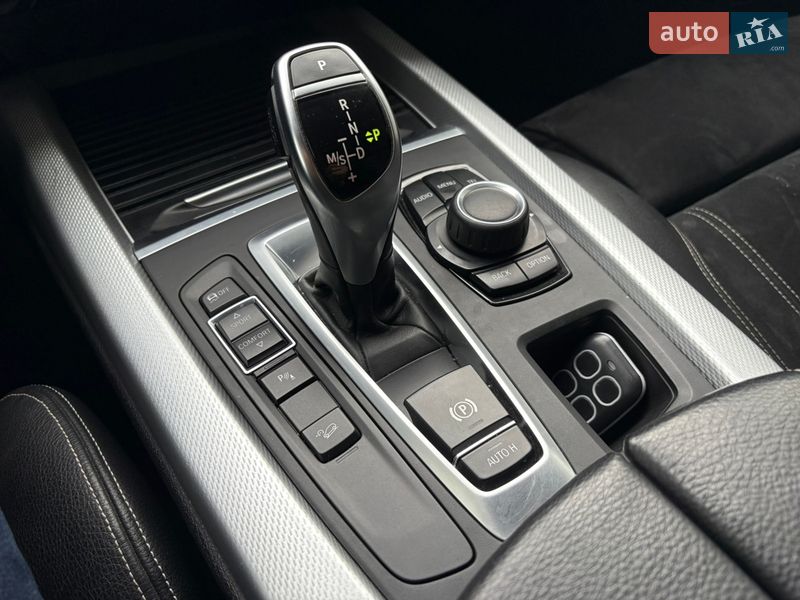 Внедорожник / Кроссовер BMW X5 2015 в Кременчуге