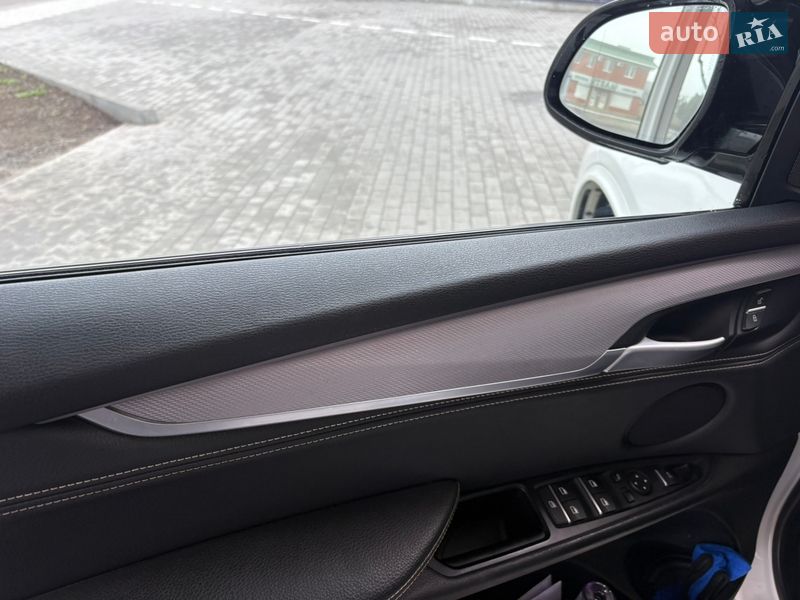 Внедорожник / Кроссовер BMW X5 2015 в Кременчуге
