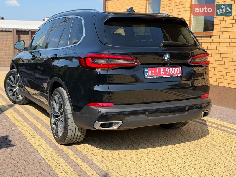 Позашляховик / Кросовер BMW X5 2021 в Луцьку
