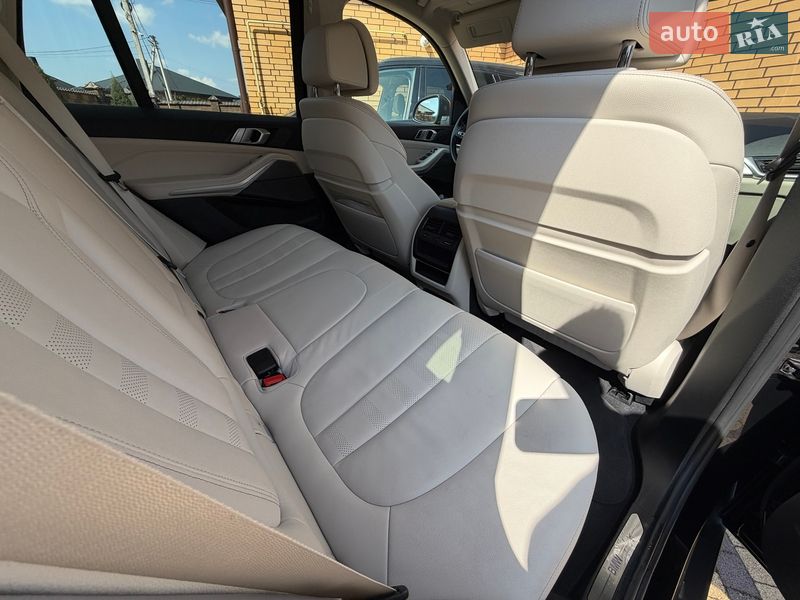 Позашляховик / Кросовер BMW X5 2021 в Луцьку