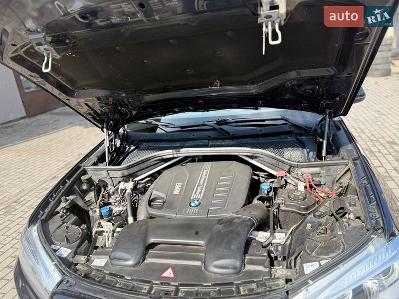 Позашляховик / Кросовер BMW X5 2014 в Львові