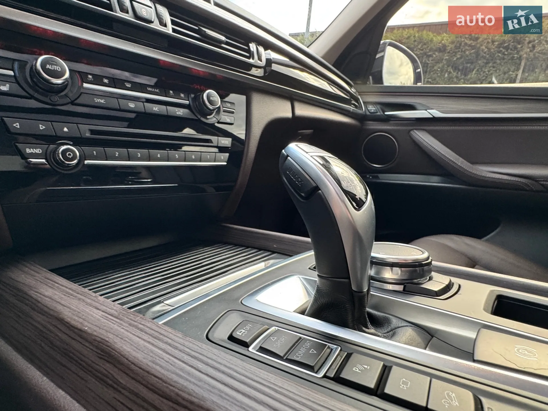 2017 BMW X5 - мініатюра 17