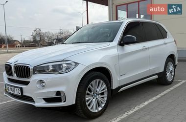 Позашляховик / Кросовер BMW X5 2015 в Києві