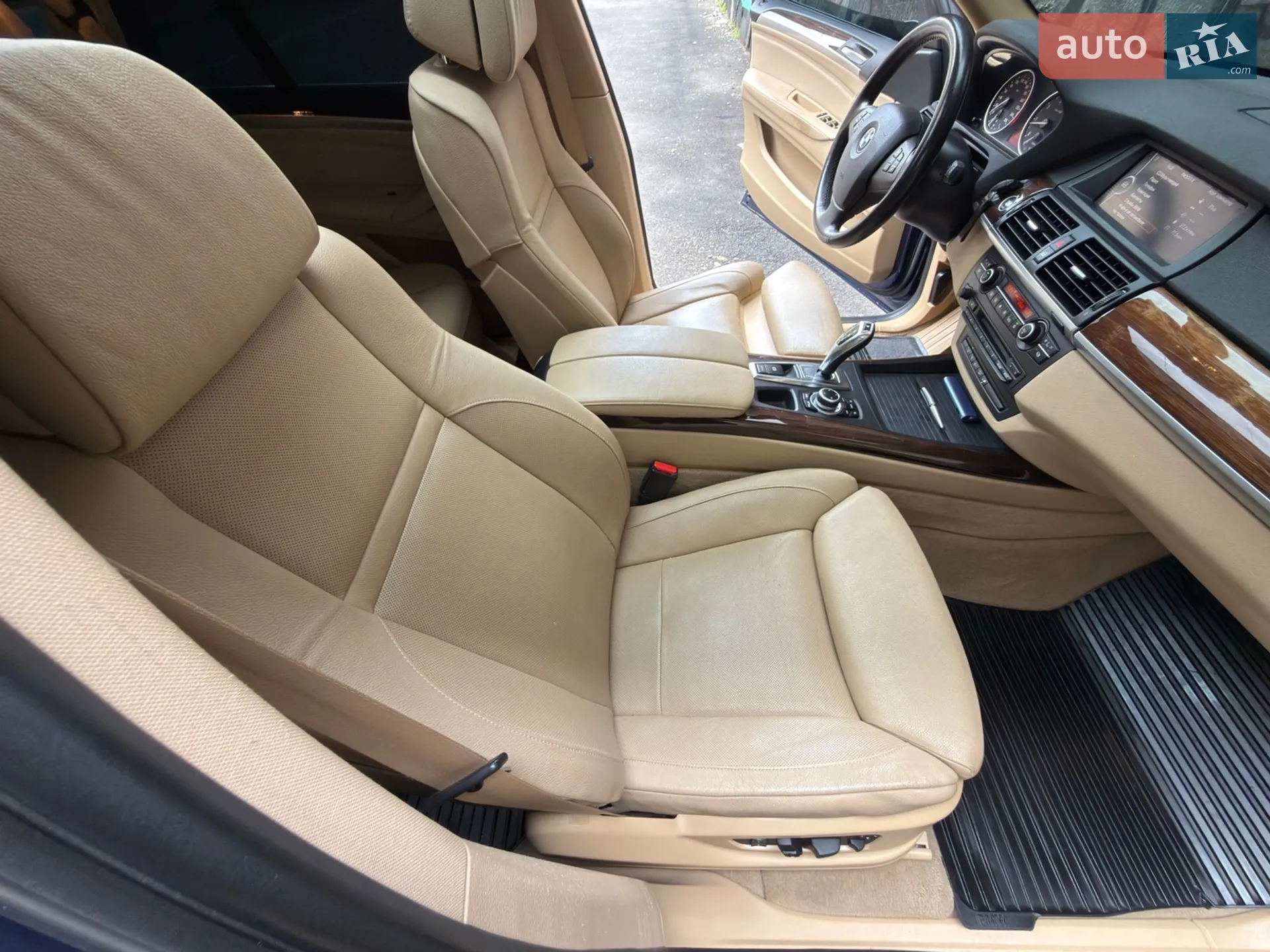 2010 BMW X5 - мініатюра 76