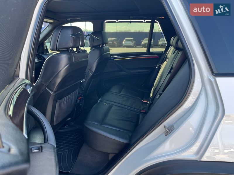 Внедорожник / Кроссовер BMW X5 2013 в Кропивницком