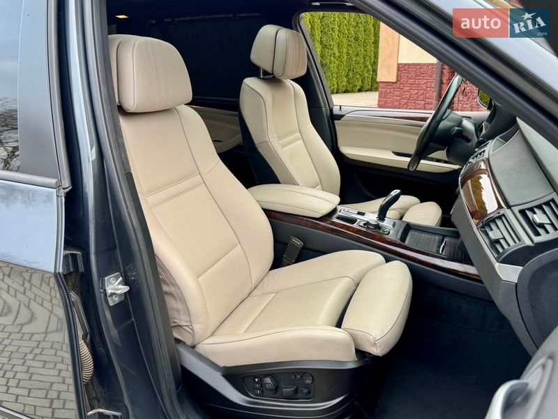 Позашляховик / Кросовер BMW X5 2011 в Самборі