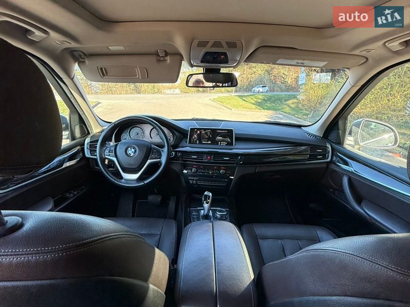 Позашляховик / Кросовер BMW X5 2015 в Львові