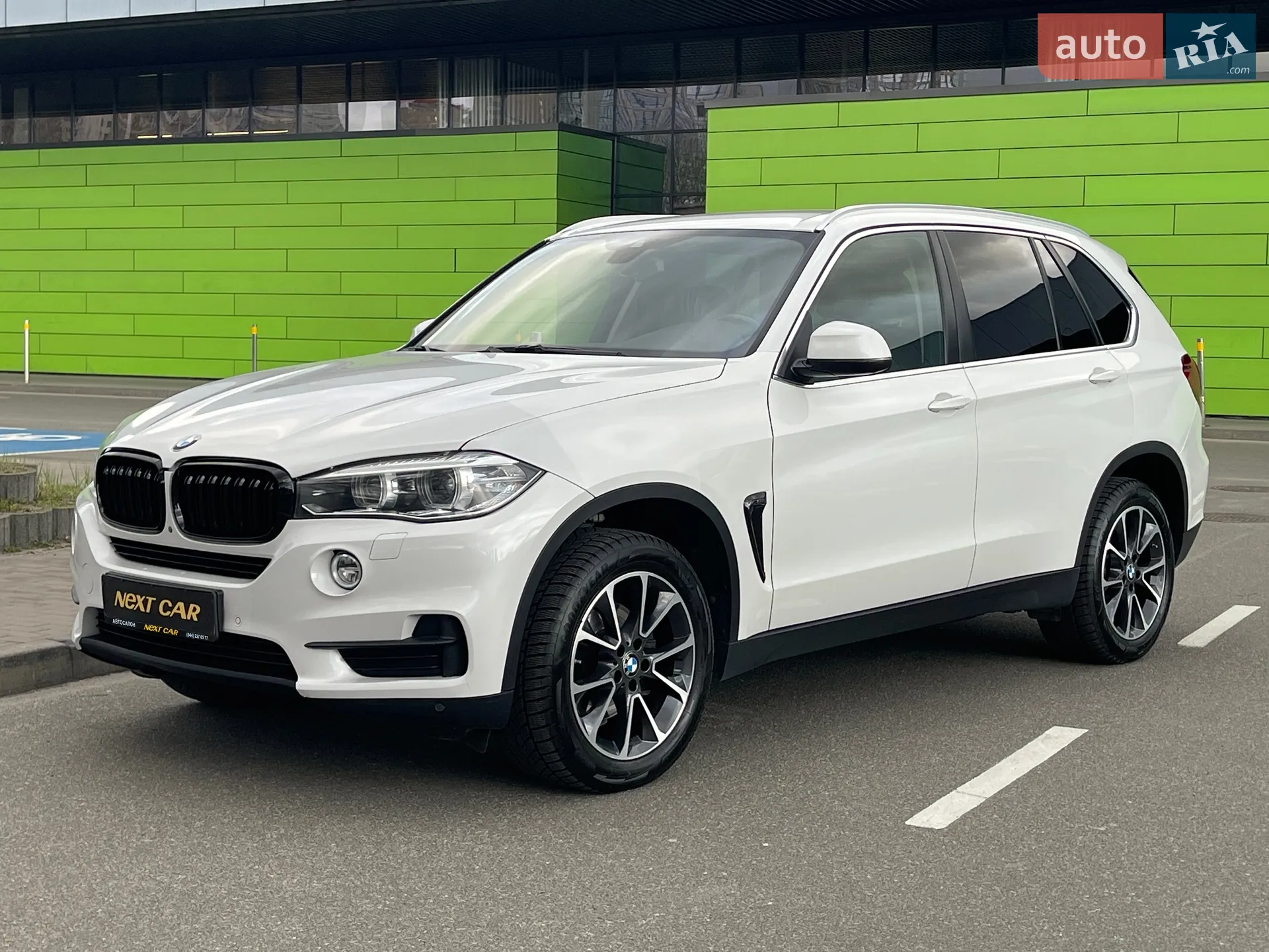 2017 BMW X5 - мініатюра 11