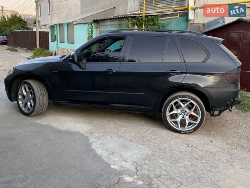 Внедорожник / Кроссовер BMW X5 2010 в Одессе