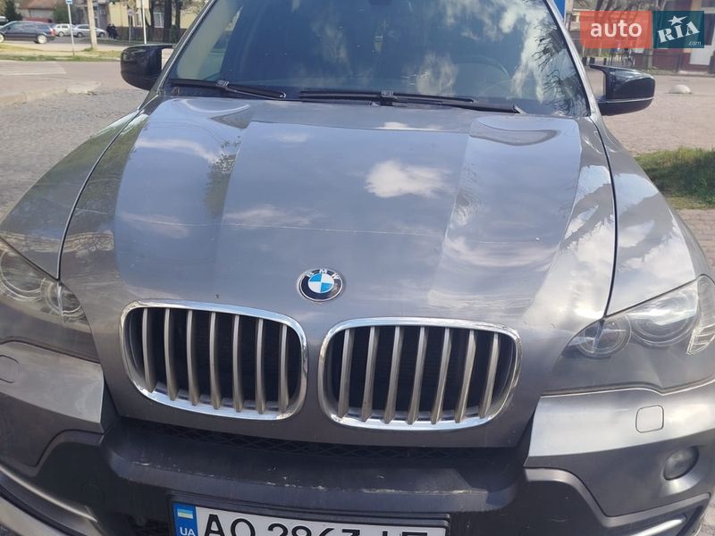 Внедорожник / Кроссовер BMW X5 2010 в Ужгороде фото 2 Внедорожник / Кроссовер BMW X5 2010 в Ужгороде