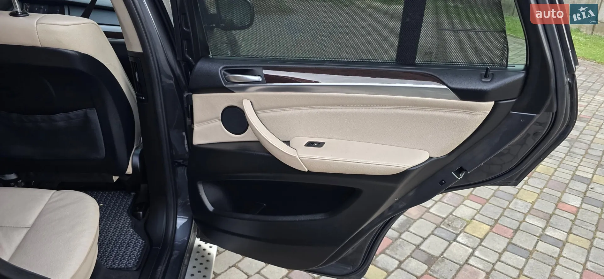 2010 BMW X5 - мініатюра 22