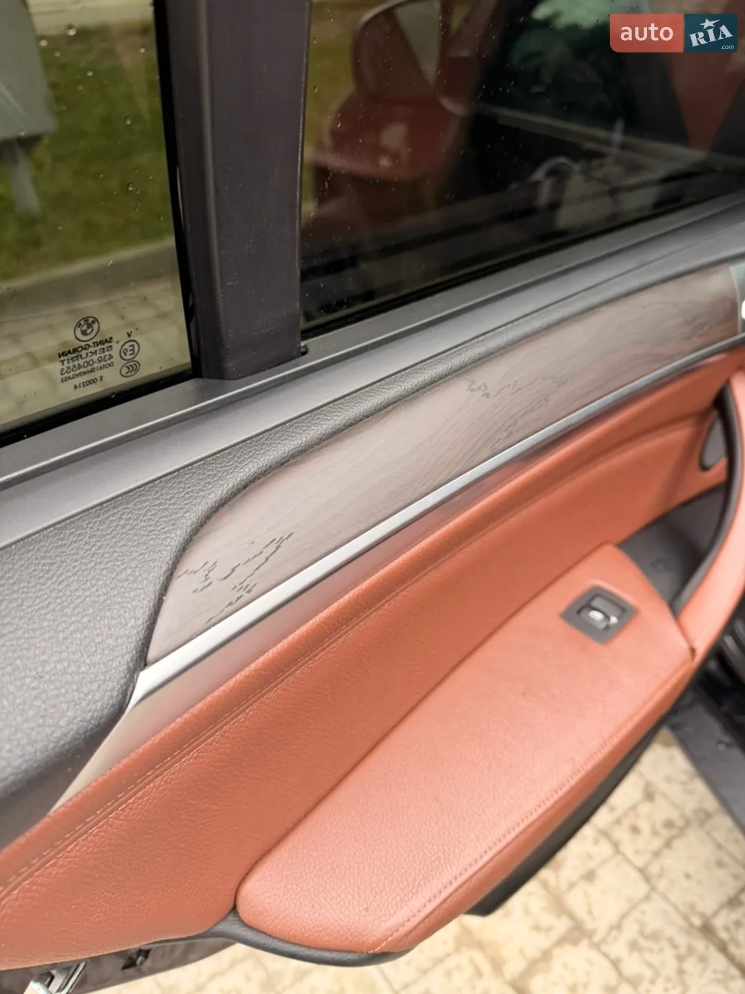 2010 BMW X5 - мініатюра 9