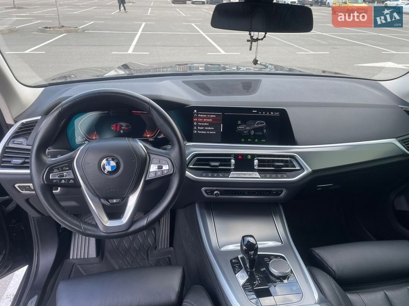 Внедорожник / Кроссовер BMW X5 2022 в Киеве