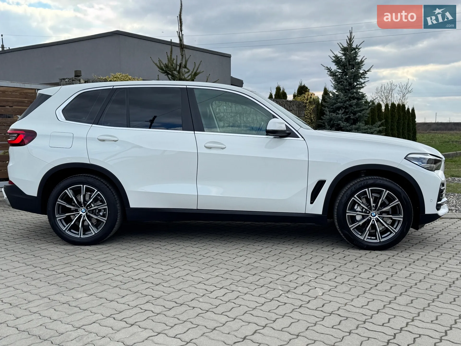 2021 BMW X5 - мініатюра 91