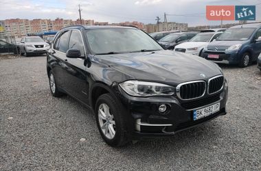 Позашляховик / Кросовер BMW X5 2013 в Рівному