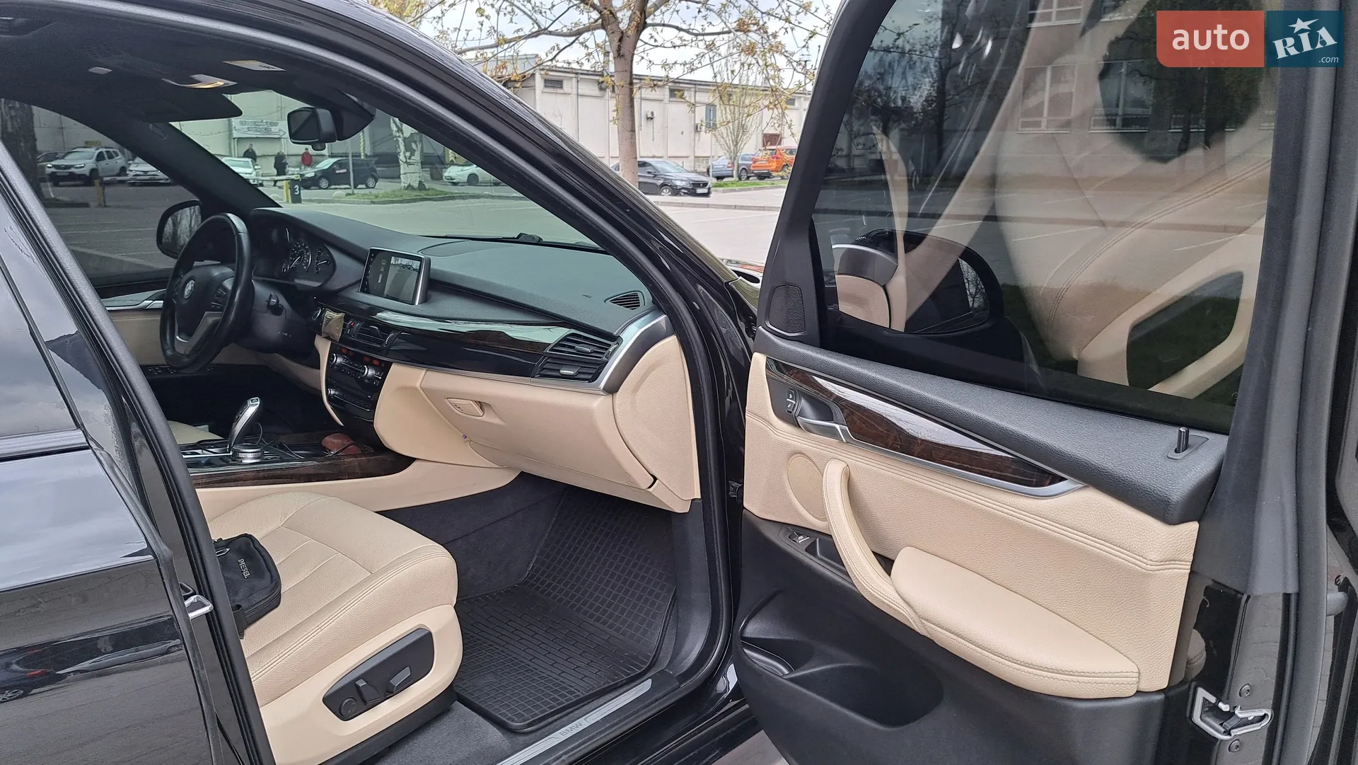 2017 BMW X5 - мініатюра 40