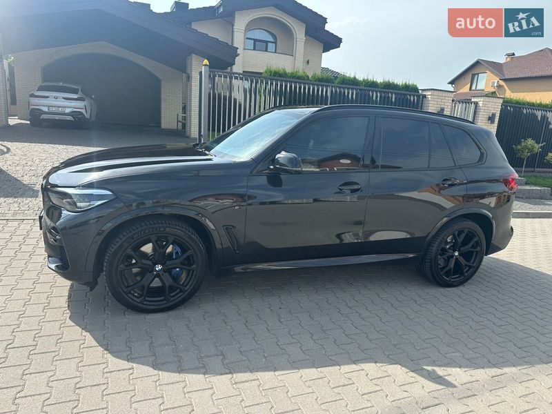 Внедорожник / Кроссовер BMW X5 2022 в Хмельницком