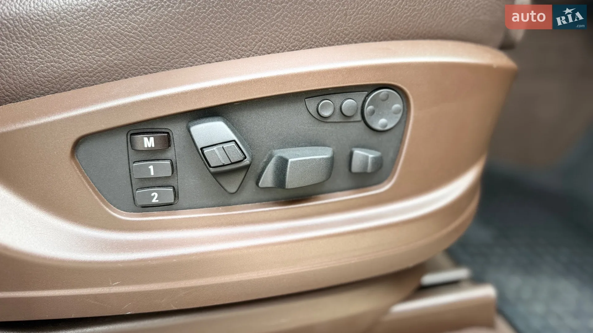 2011 BMW X5 - мініатюра 22