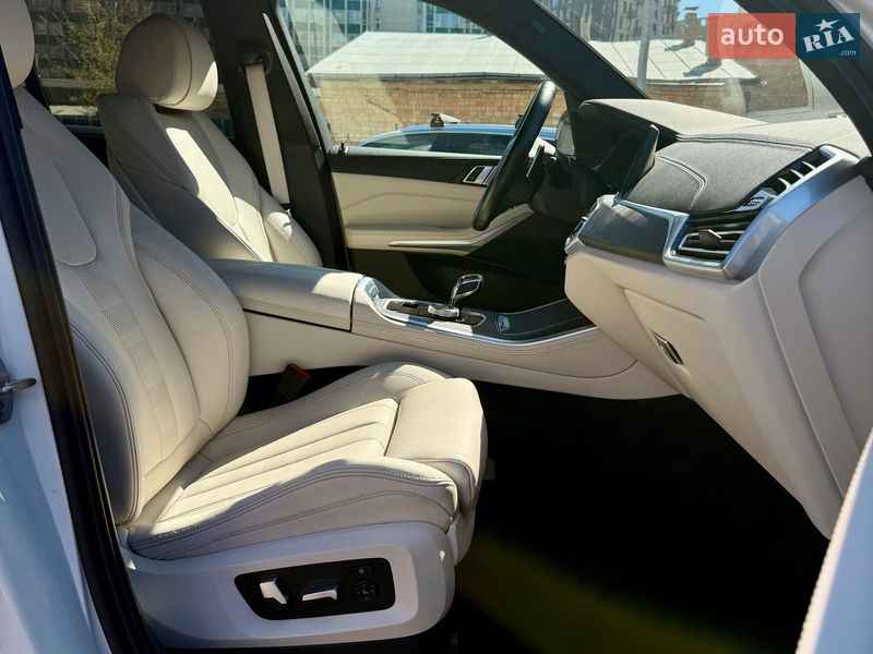 Внедорожник / Кроссовер BMW X5 2022 в Киеве