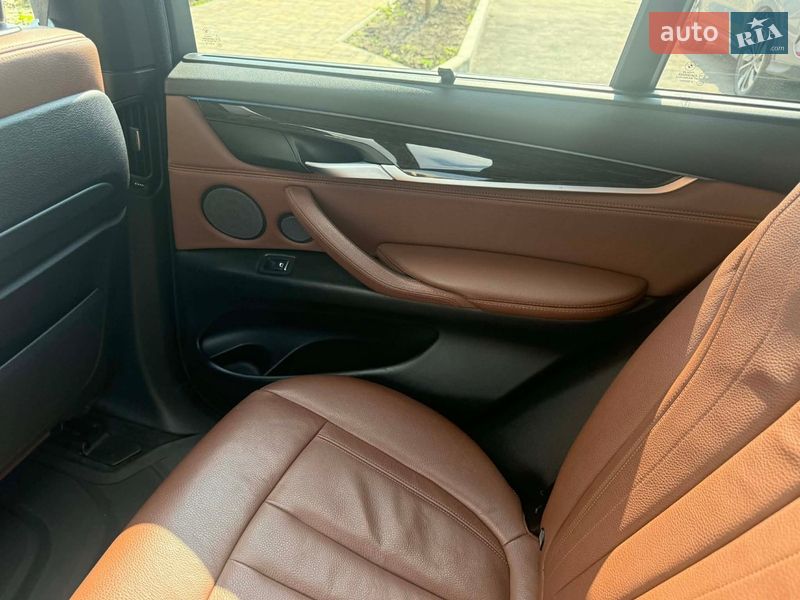 Внедорожник / Кроссовер BMW X5 2014 в Софиевской Борщаговке