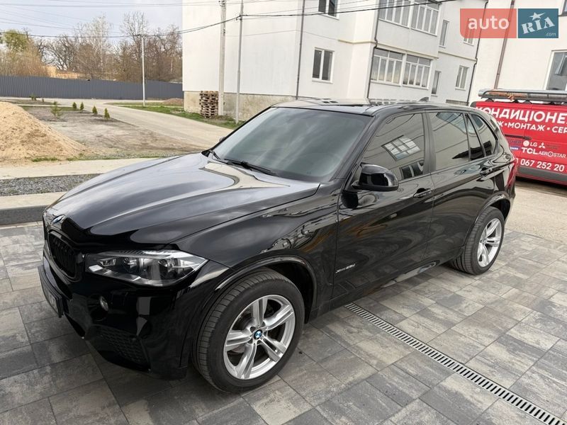 Внедорожник / Кроссовер BMW X5 2017 в Хмельницком