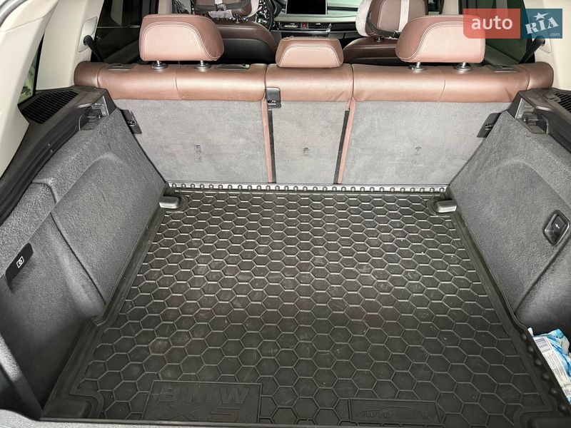 Внедорожник / Кроссовер BMW X5 2017 в Хмельницком