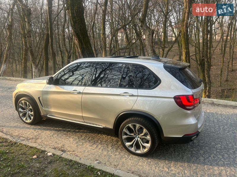 Позашляховик / Кросовер BMW X5 2014 в Чернівцях