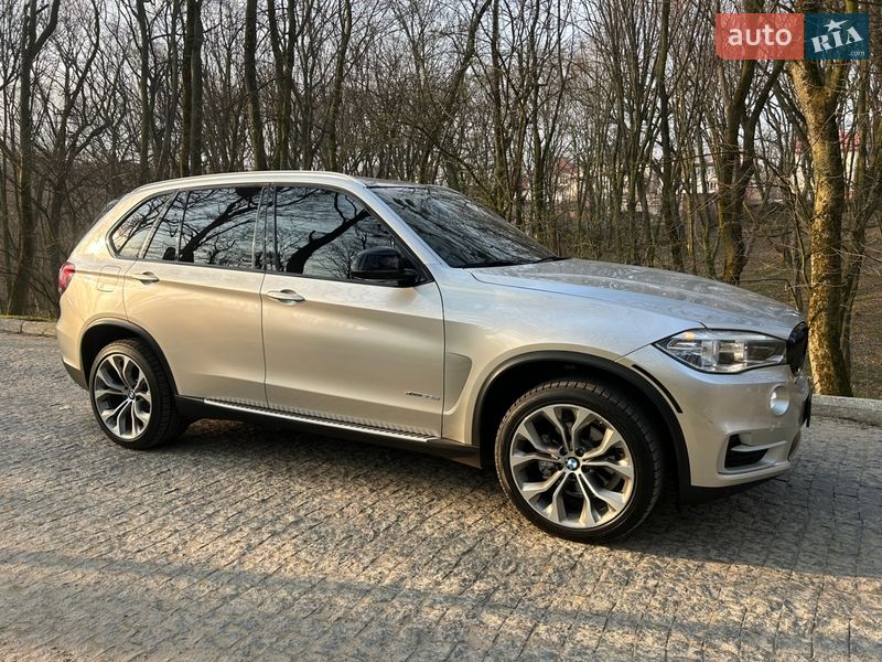 Позашляховик / Кросовер BMW X5 2014 в Чернівцях