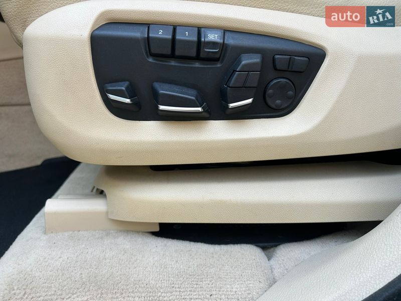 Позашляховик / Кросовер BMW X5 2014 в Чернівцях