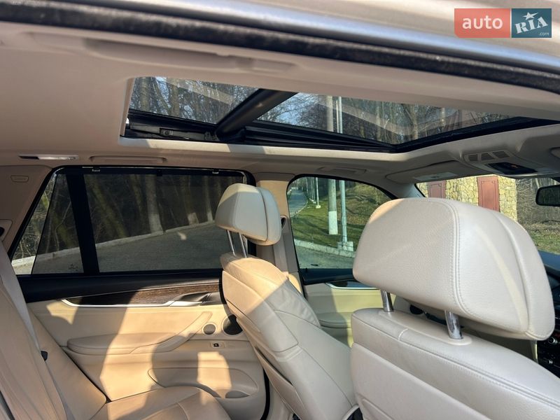 Позашляховик / Кросовер BMW X5 2014 в Чернівцях