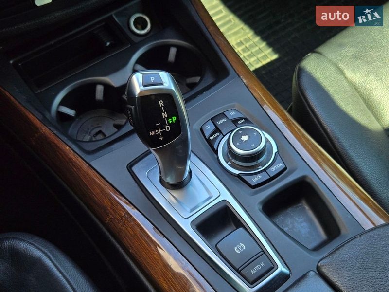 Позашляховик / Кросовер BMW X5 2011 в Києві