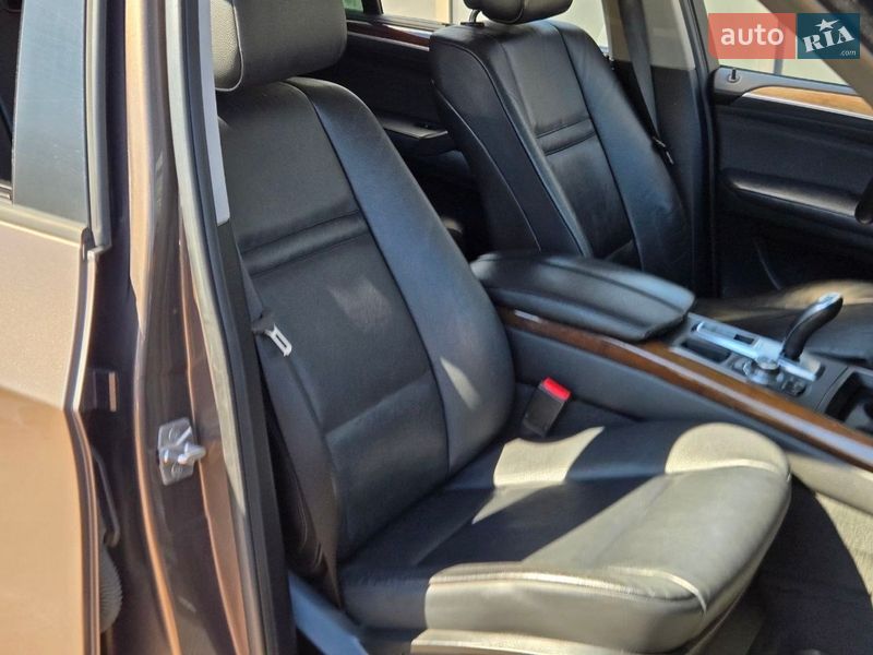 Позашляховик / Кросовер BMW X5 2011 в Києві