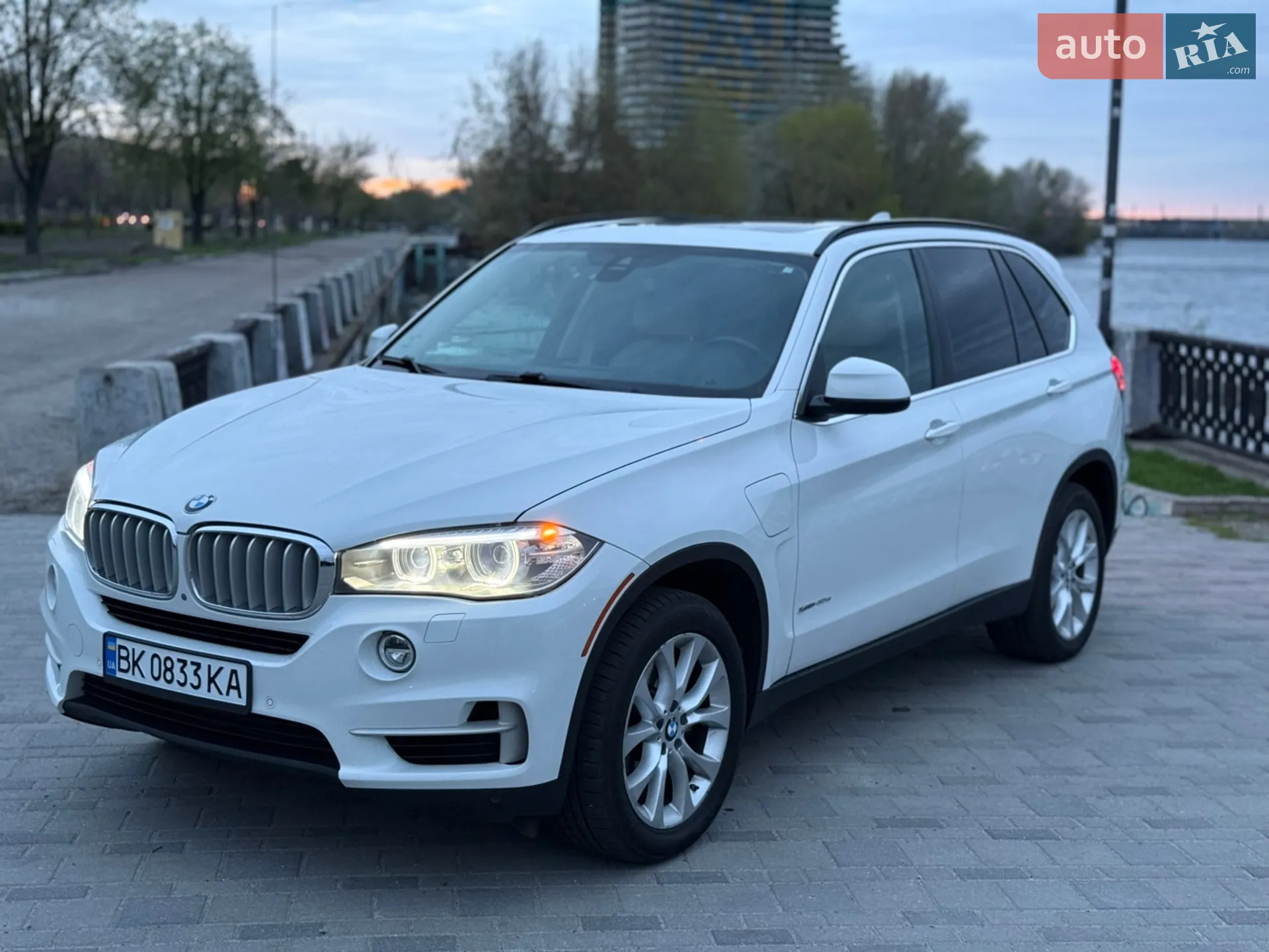 2015 BMW X5 - мініатюра 10