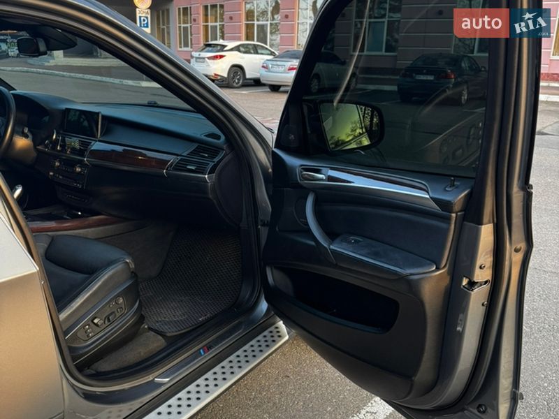Позашляховик / Кросовер BMW X5 2012 в Одесі фото 36 Позашляховик / Кросовер BMW X5 2012 в Одесі