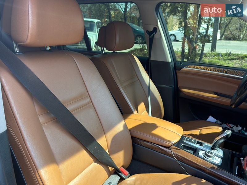 Внедорожник / Кроссовер BMW X5 2009 в Хмельницком