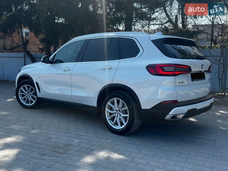 Внедорожник / Кроссовер BMW X5 2022 в Виннице