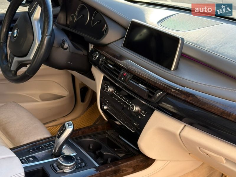 Внедорожник / Кроссовер BMW X5 2014 в Киеве